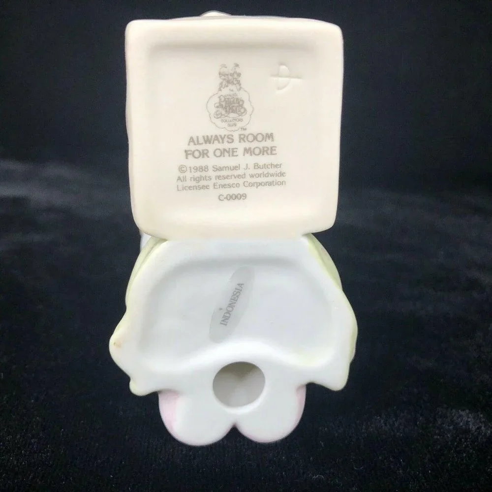Precious Moments FIgurine Always‎ Room For One More